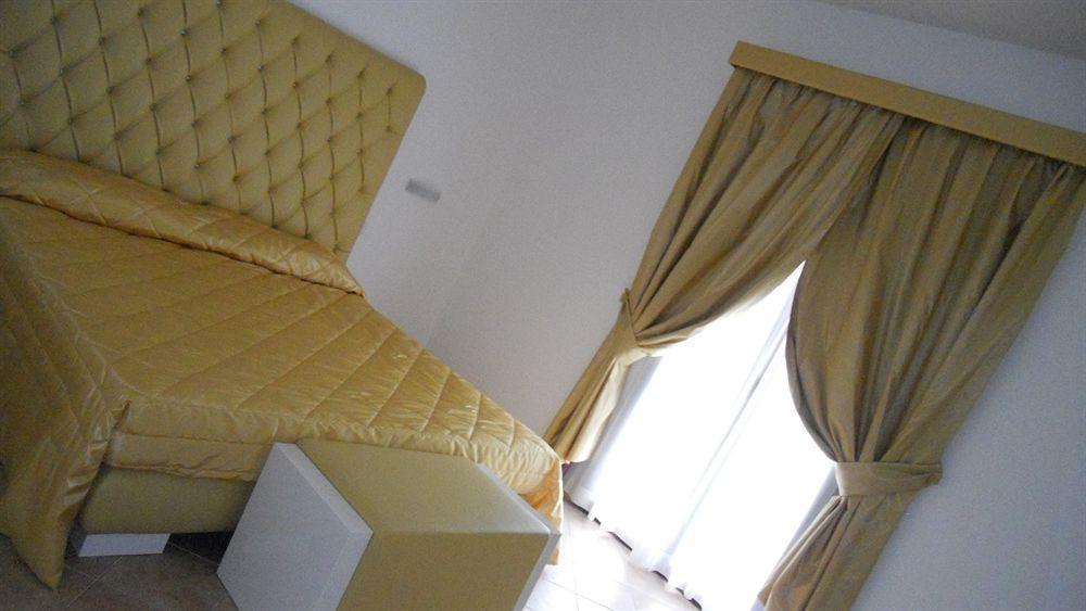 סן ג'יובאני א פירו Hotel Caluna Charme מראה חיצוני תמונה