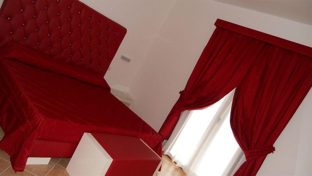 סן ג'יובאני א פירו Hotel Caluna Charme מראה חיצוני תמונה