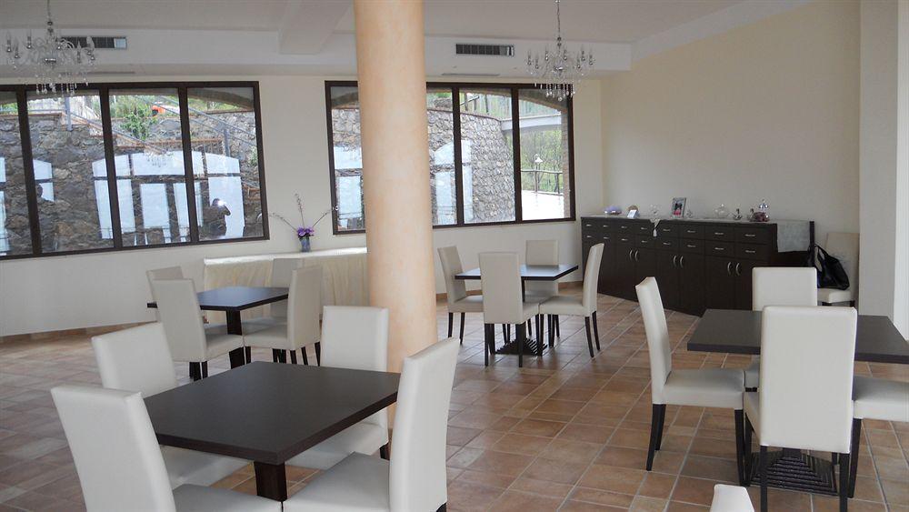 סן ג'יובאני א פירו Hotel Caluna Charme מראה חיצוני תמונה