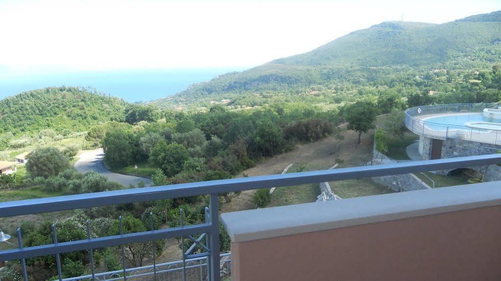 סן ג'יובאני א פירו Hotel Caluna Charme מראה חיצוני תמונה