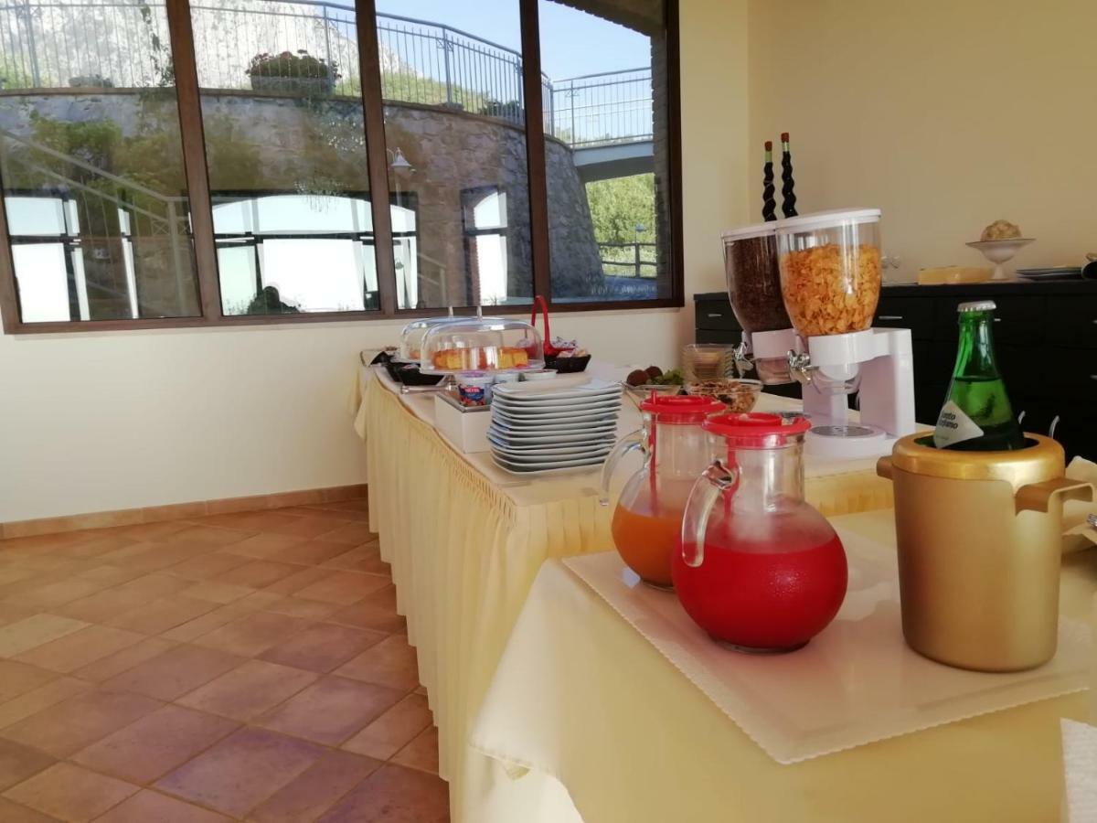 סן ג'יובאני א פירו Hotel Caluna Charme מראה חיצוני תמונה