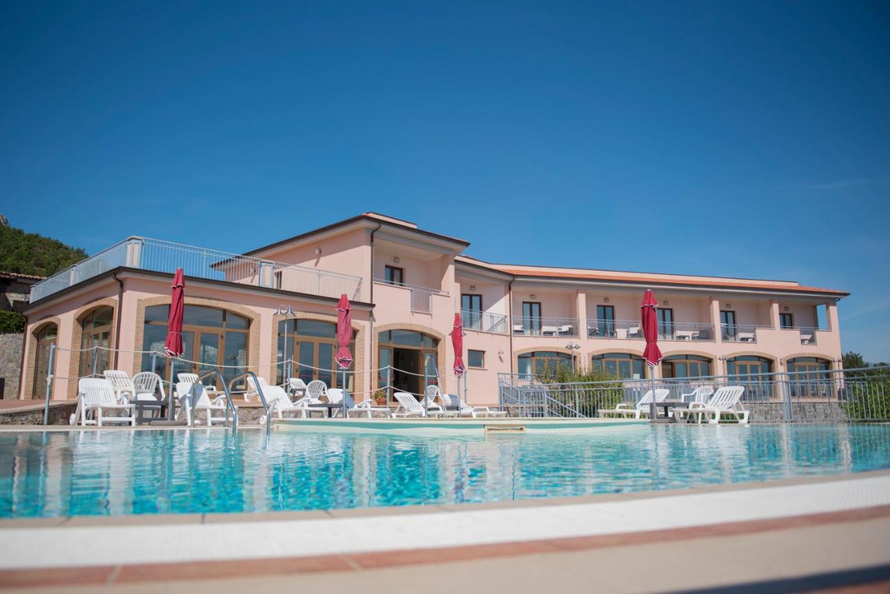 סן ג'יובאני א פירו Hotel Caluna Charme מראה חיצוני תמונה