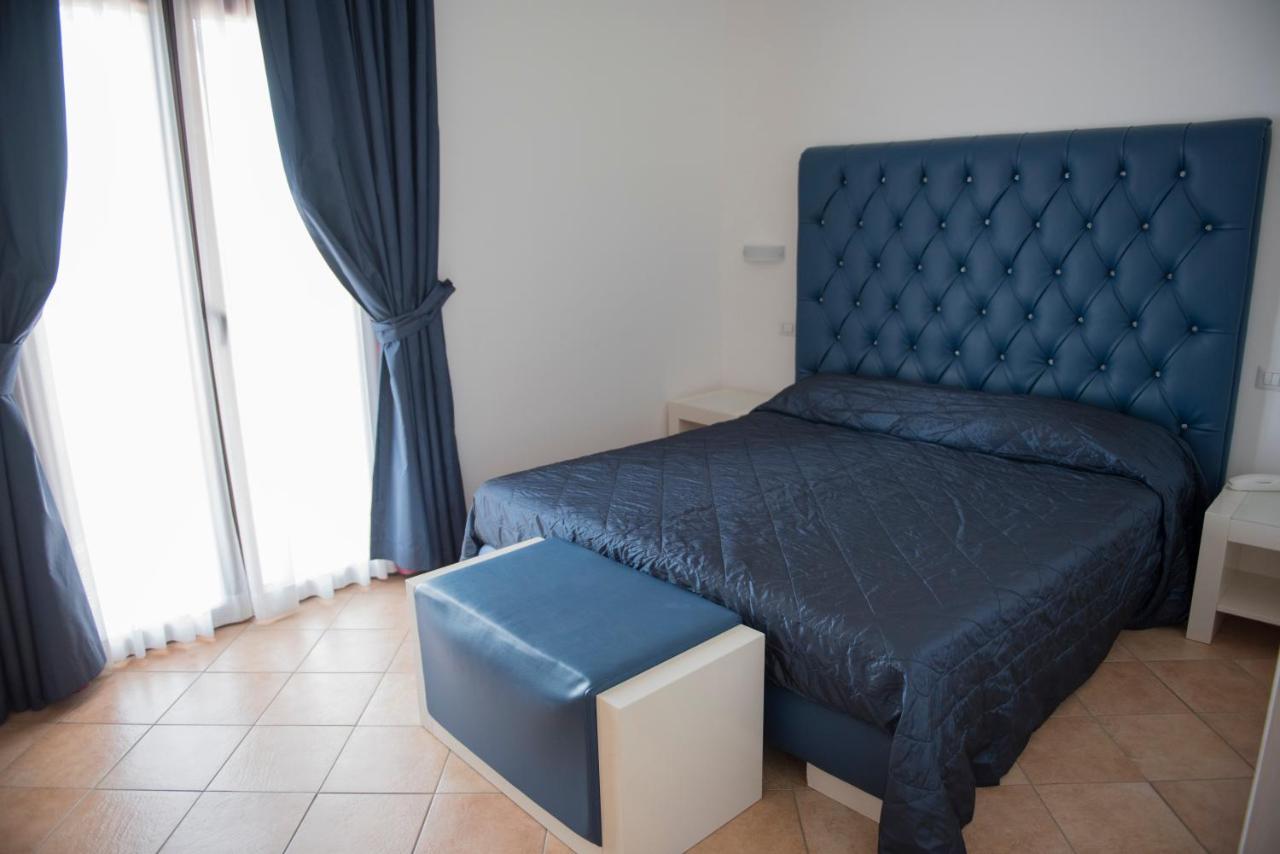 סן ג'יובאני א פירו Hotel Caluna Charme מראה חיצוני תמונה