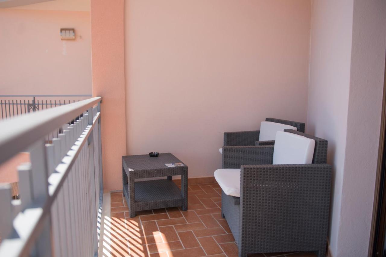 סן ג'יובאני א פירו Hotel Caluna Charme מראה חיצוני תמונה