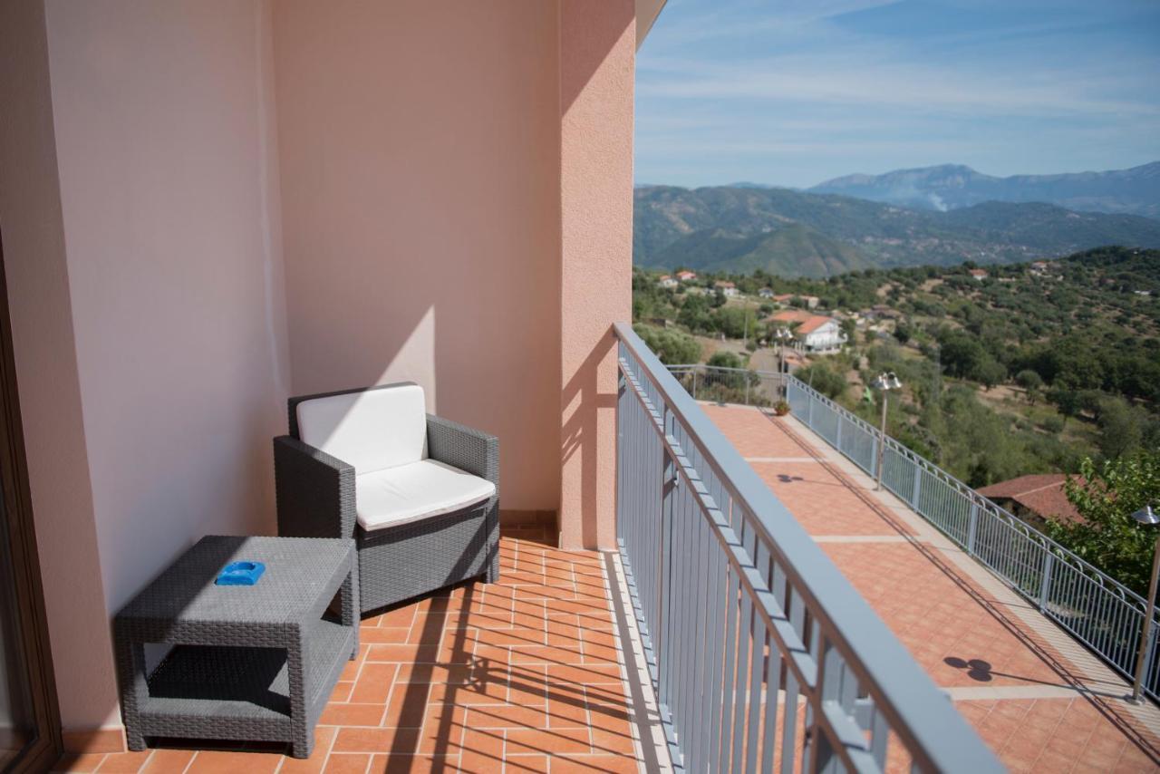 סן ג'יובאני א פירו Hotel Caluna Charme מראה חיצוני תמונה