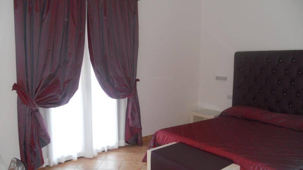 סן ג'יובאני א פירו Hotel Caluna Charme מראה חיצוני תמונה